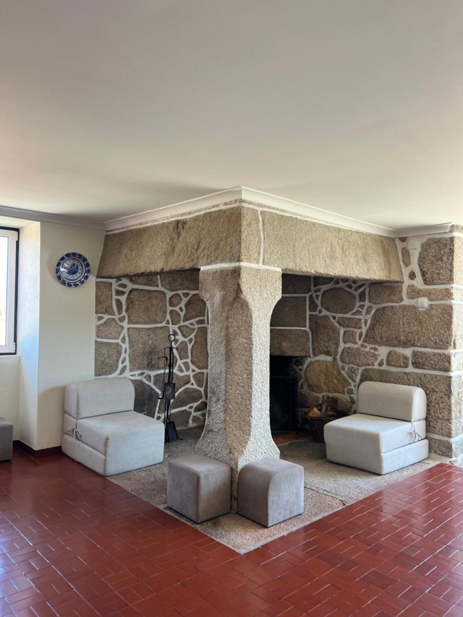 Casa De Lagarinhos Jacuzzi Spa Jogos Gym - Serra Da Estrela - Seia - Gouveia Гоувея Екстериор снимка